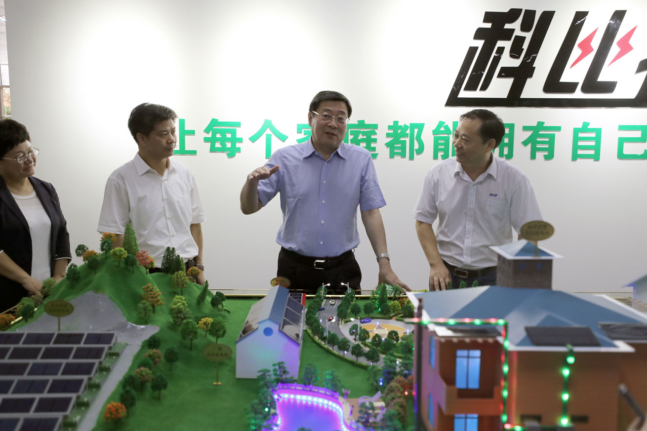 杜书记调研九州游戏官方网站(中国)网页版.jpg 杜书记调研九州游戏官方网站(中国)网页版.jpg