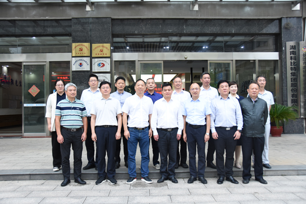 湖北省人大农委主任冯仲凯一行莅临九州游戏官方网站（中国）网页版调研指导